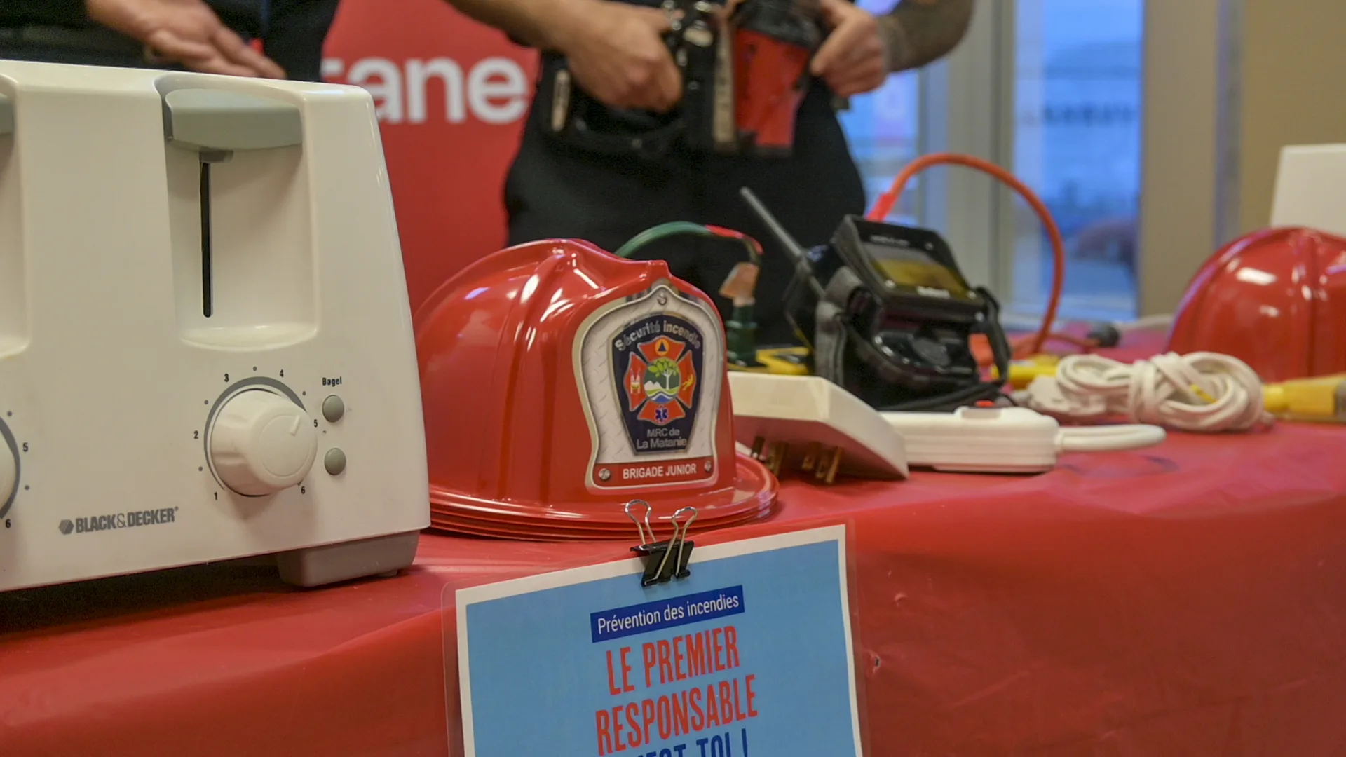 Kiosque d'information en prévention des incendies au Super C