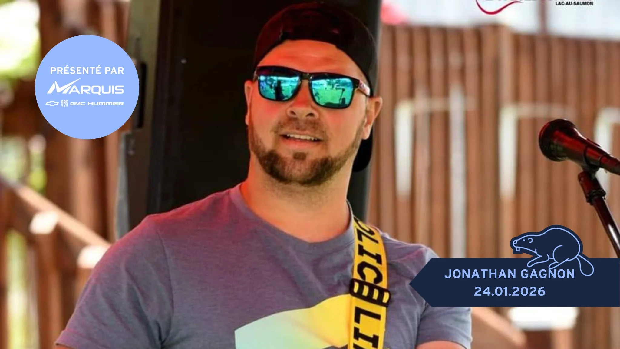 Chansonnier Jonathan Gagnon au Mont-Castor