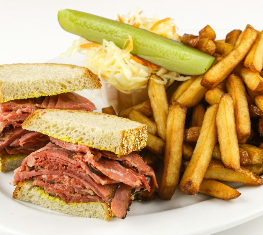 Souper Smoked Meat et frites